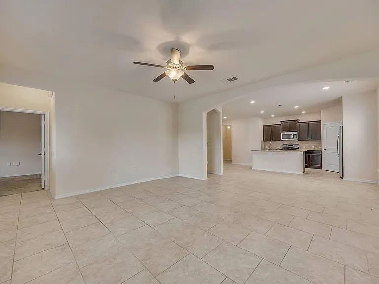 7212 Vail Ridge St — Photo 7