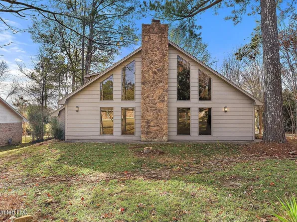 503 Royal Oak Dr, Clinton, MS 39056