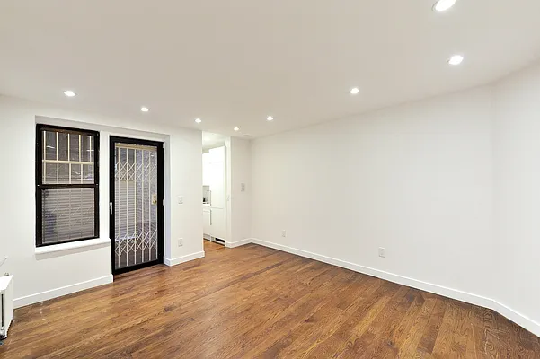 Rented by Aether Property Group | media 1