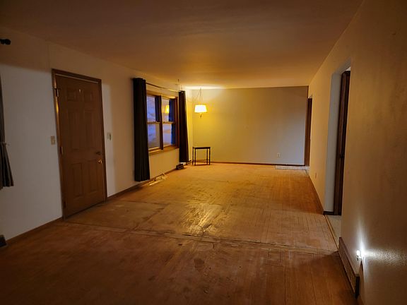 4th image of 2501 Sherwood Dr