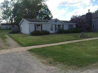 320 1st St, Sunfield, MI 48890