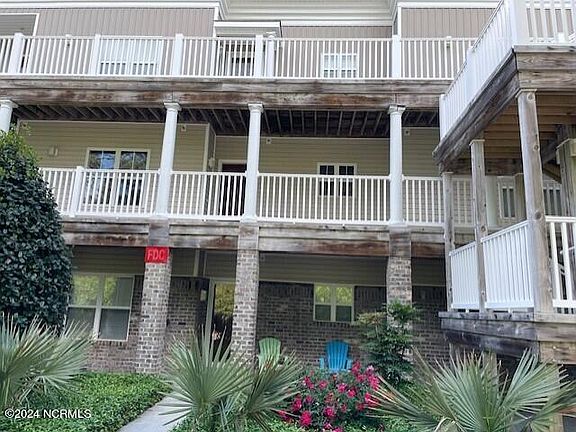 3rd image of 4136 Vanessa Drive Unit 9