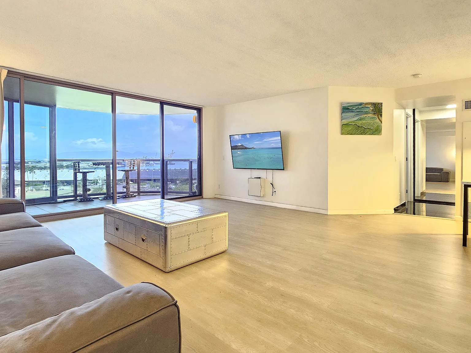1 bed, 804 sqft, $3,500 — Photo 2
