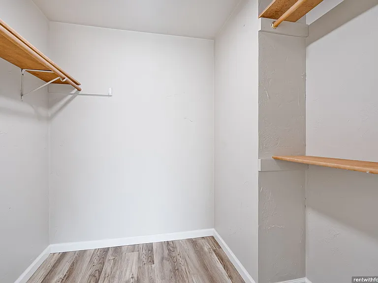 Allouez Townhomes — Photo 46