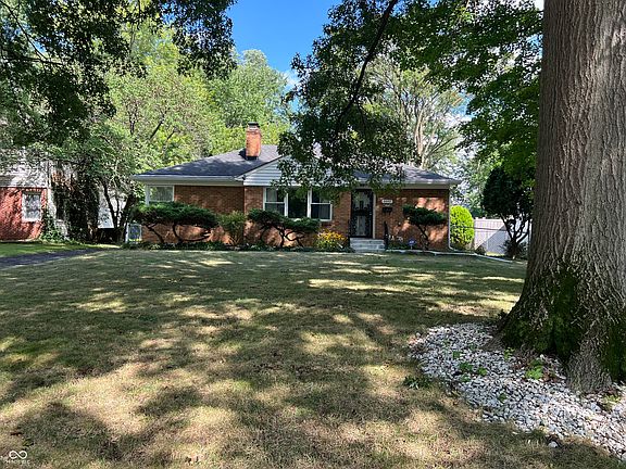 3rd image of 6047 Hillside Avenue East Dr