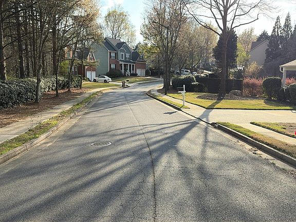 5th image of 791 Creek Glen Rd