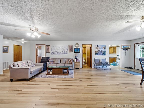 5th image of 13037 E 590th Rd