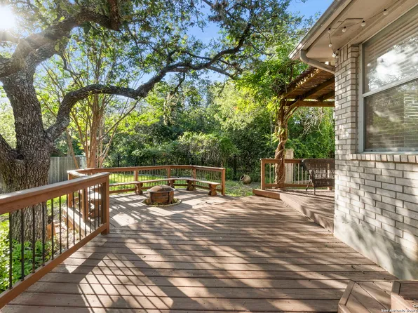 2611 Menard, San Antonio, TX 78251