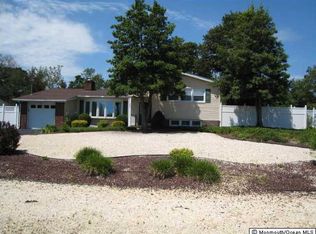 204 Riverside Dr N, Brick, NJ 08724