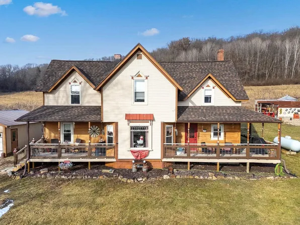 16770 State Highway 58, Cazenovia, WI 53924