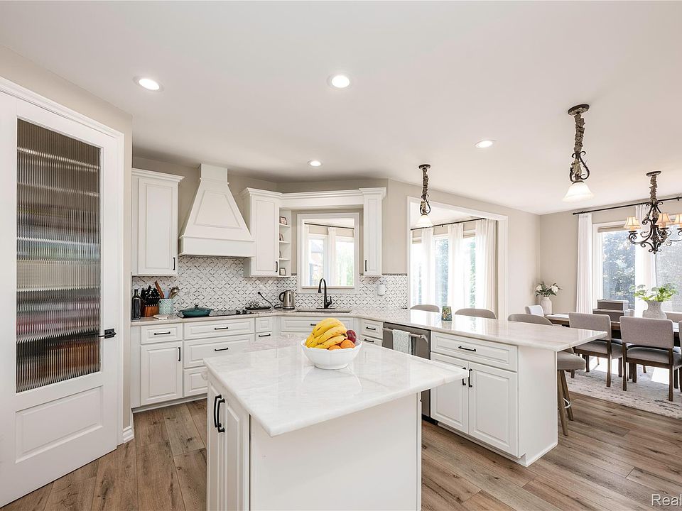 63520 Georgetowne S, photo 13