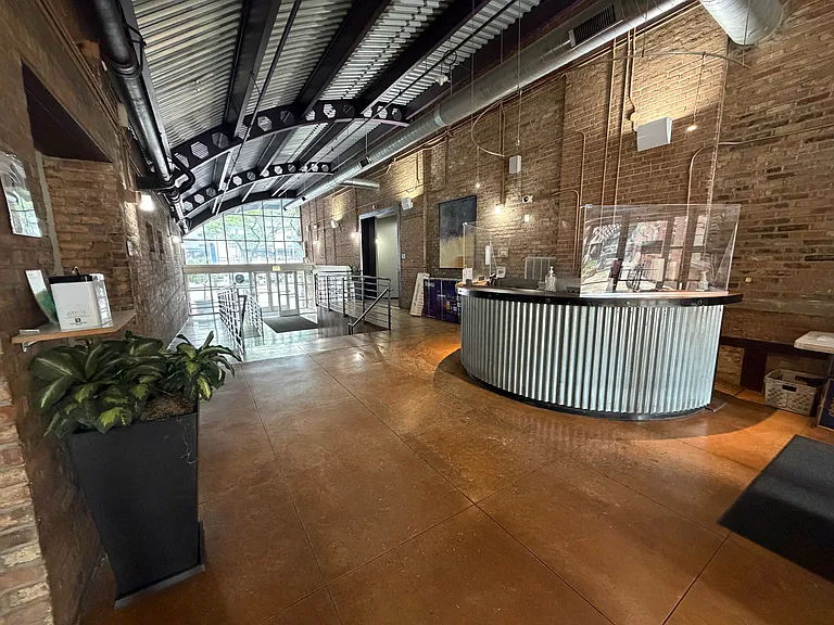 500 S Clinton St #224 — Photo 32