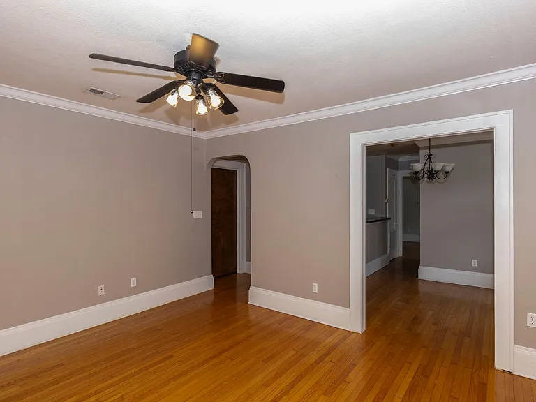 613 E Ridgewood St #5 — Photo 10