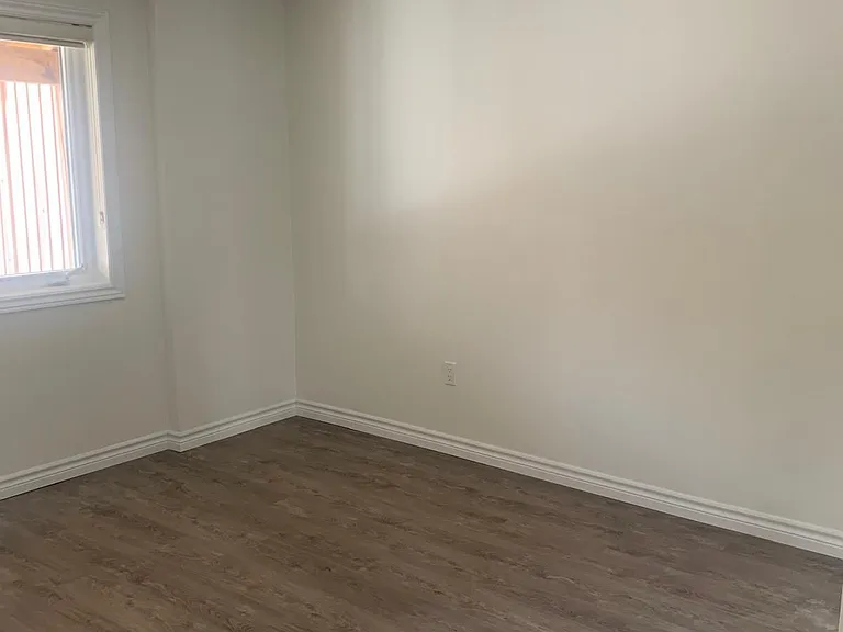 142 Rivertrail Ave — Photo 9