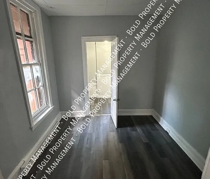 306 S 5th St #2R — Photo 7