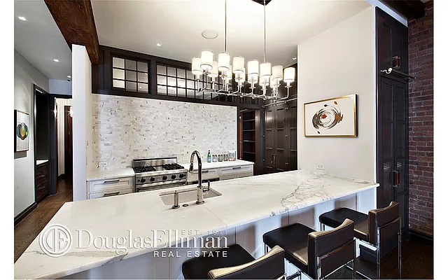 Rented by Douglas Elliman | media 2