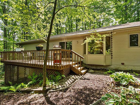 5th image of 3182 Silver Hills Ln