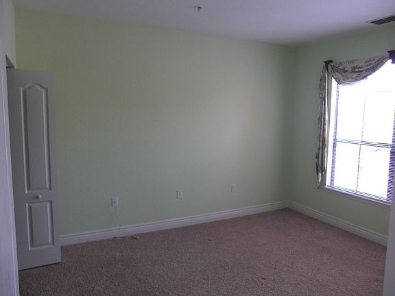 5th image of 18001 Richmond Place Dr APT 623