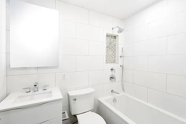 Sold by Compass | media 7