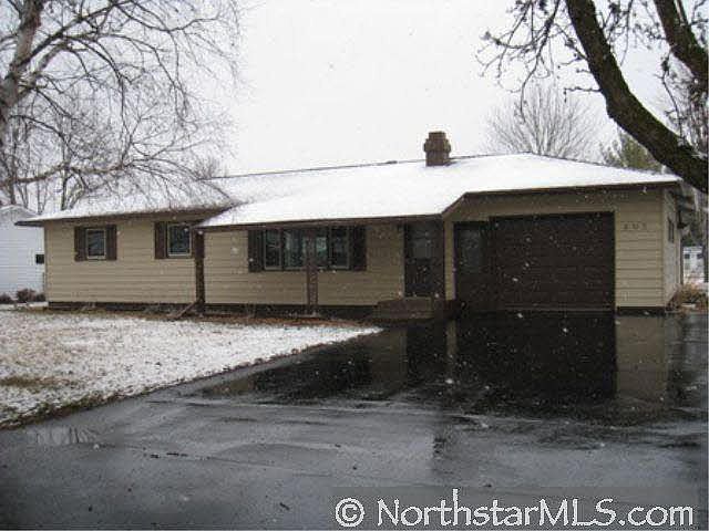 1st image of 205 Russell Court