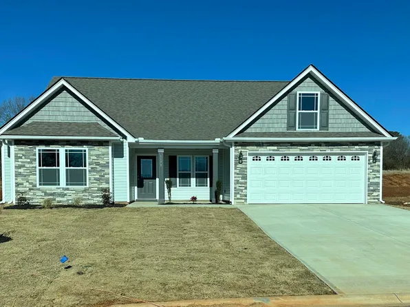 1173 New Basin Dr, Inman, SC 29349