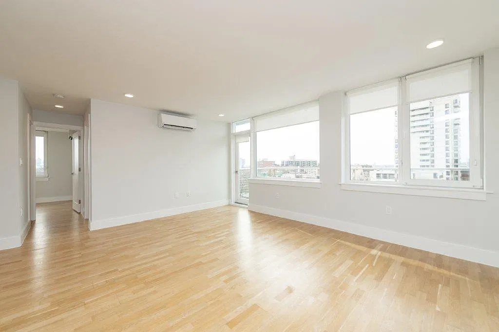 334 Harvard Street — Photo 3