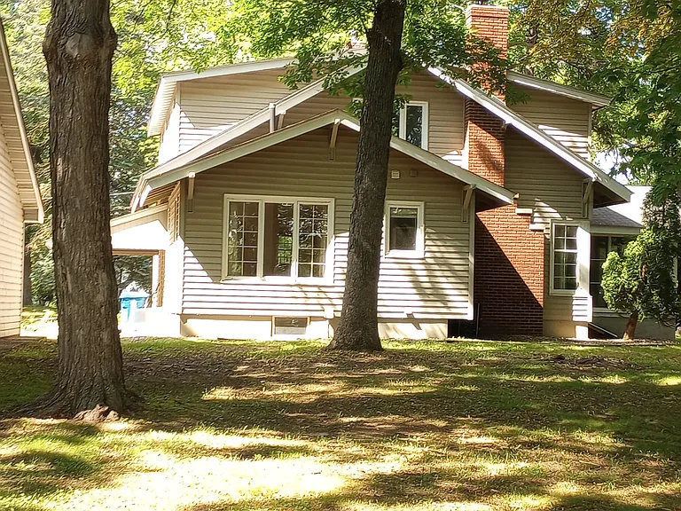 12409 Lake Street Ext — Photo 3