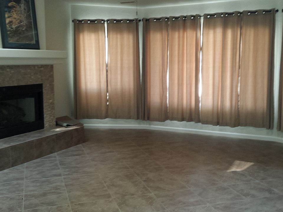 2nd image of 1280 Morning Glory Ln