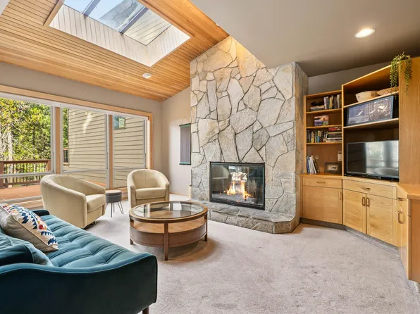 17672 Bittern Ln #8, Bend, OR 97707