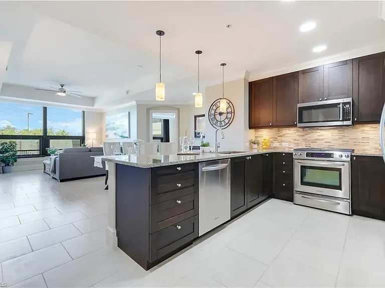 9115 Strada Pl #5205 — Photo 9