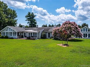 221 Joseph Ball Ln, Kilmarnock, VA 22482