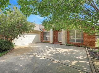 9744 Rancho Dr, Fort Worth, TX 76244