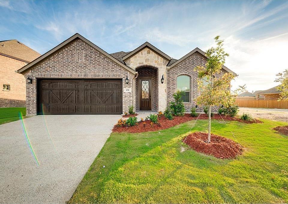 1st image of 434 Bentley Dr