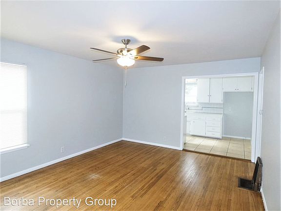 3rd image of 4558 N Lakewood Blvd #11397889
