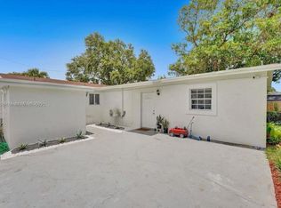 685 SW 7th Ter #3, Dania, FL 33004