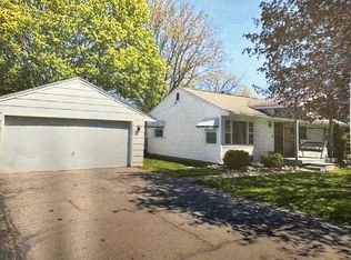 2508 Dan St, Jackson, MI 49201