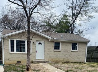 694 Shelton Ct, Clarksville, TN