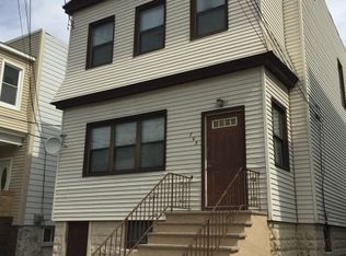 745 N 8th St, Newark, NJ 07107