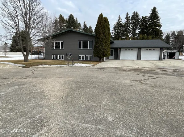 801 Evergreen Ln, Cando, ND 58324