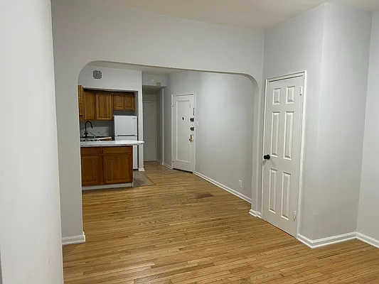 Rented by Five Town Global Realty | media 11