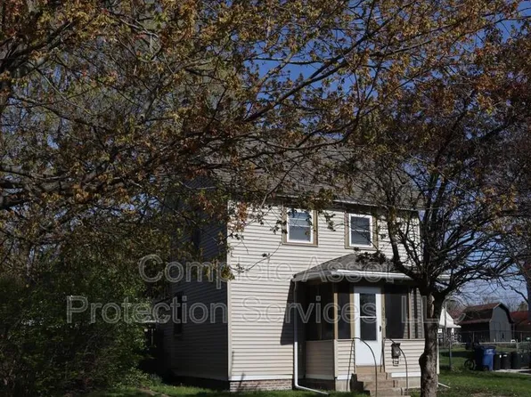 306 Cable St, La Porte, IN 46350