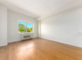 75-25 153rd St #910, Flushing, NY 11367