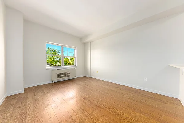 Rented by A&E Real Estate Management | media 2