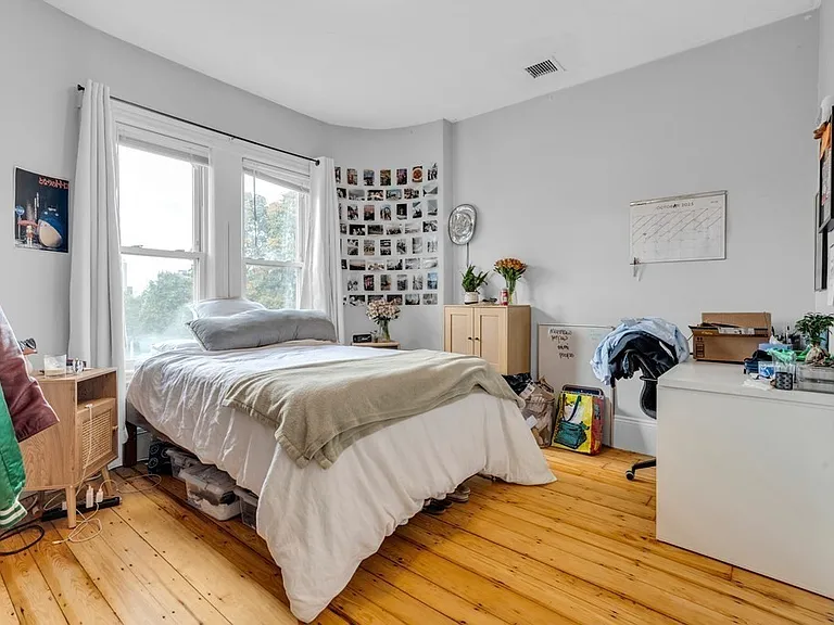 180 Saint Alphonsus St #2 — Photo 4