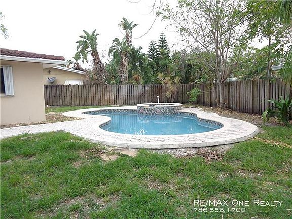 5th image of 2816 NW 9th Ln