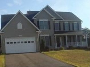 6921 Lakeland Way, Fredericksburg, VA 22407