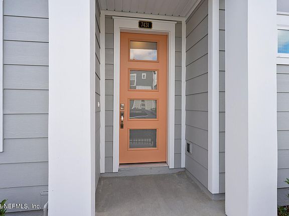 5th image of 7431 Calusa Ct