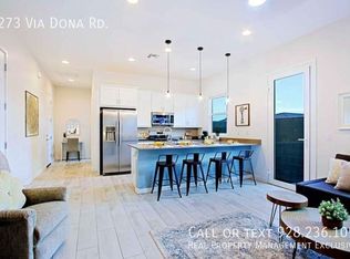 3273 W Via Dona Rd, Phoenix, AZ 85083
