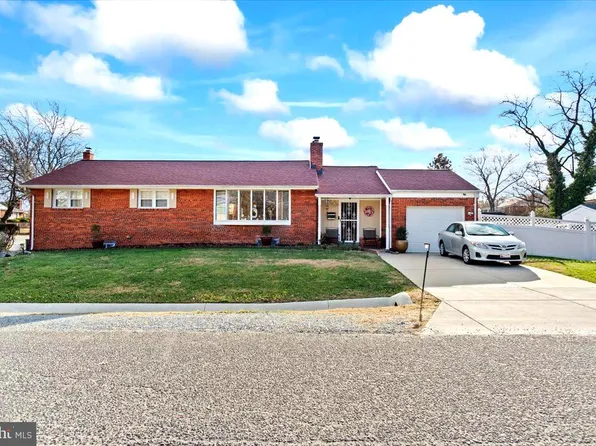 3915 Danville Dr, Temple Hills, MD 20748