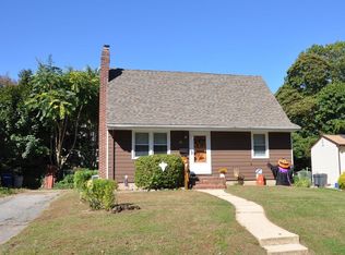 91 Hillside St, Red Bank, NJ 07701